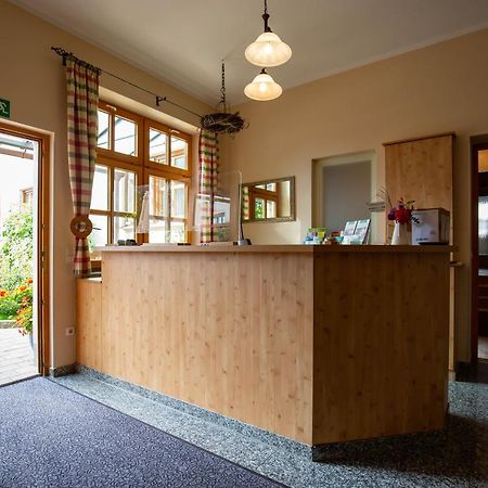 Gasthaus Und Hotel Goettler Josef Rumeltshausen エクステリア 写真